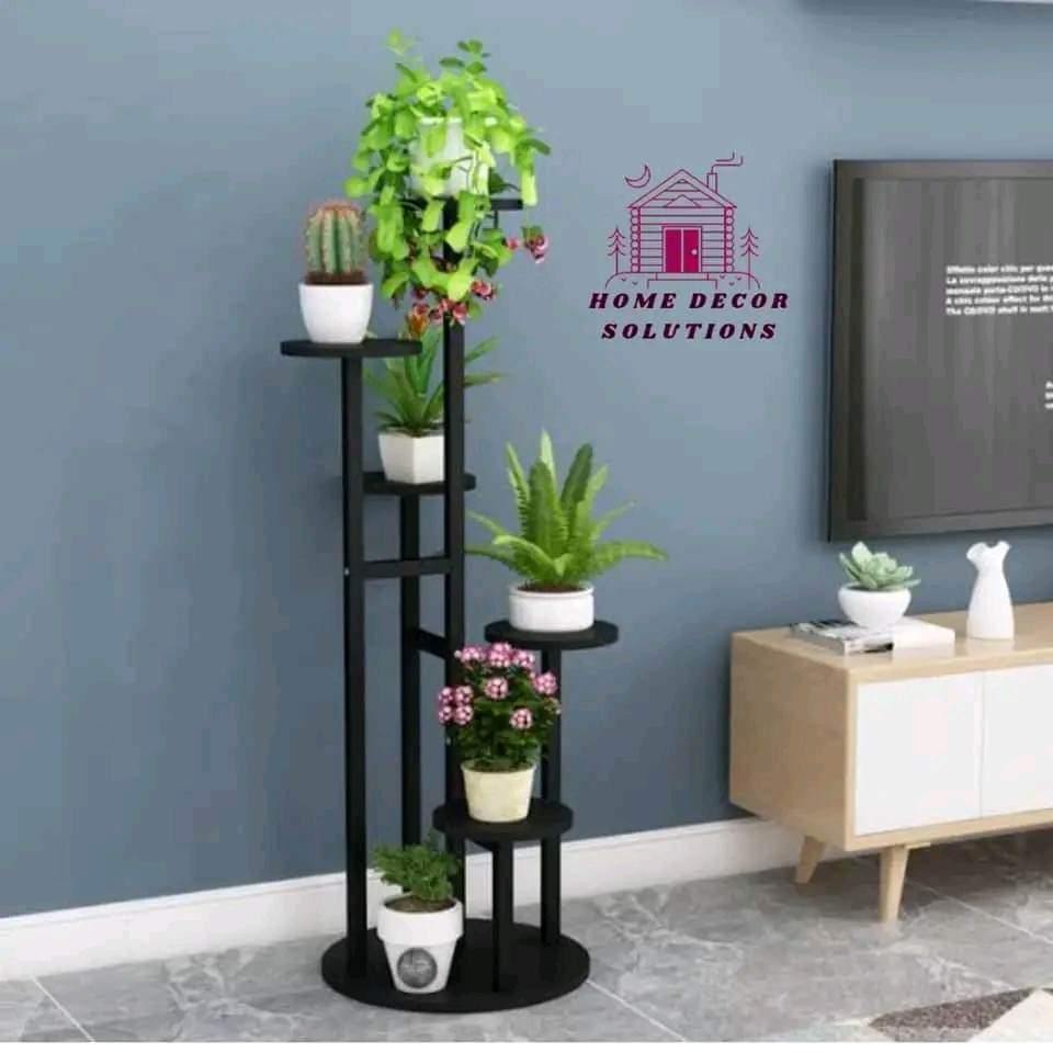 Minimalistic Flower stand